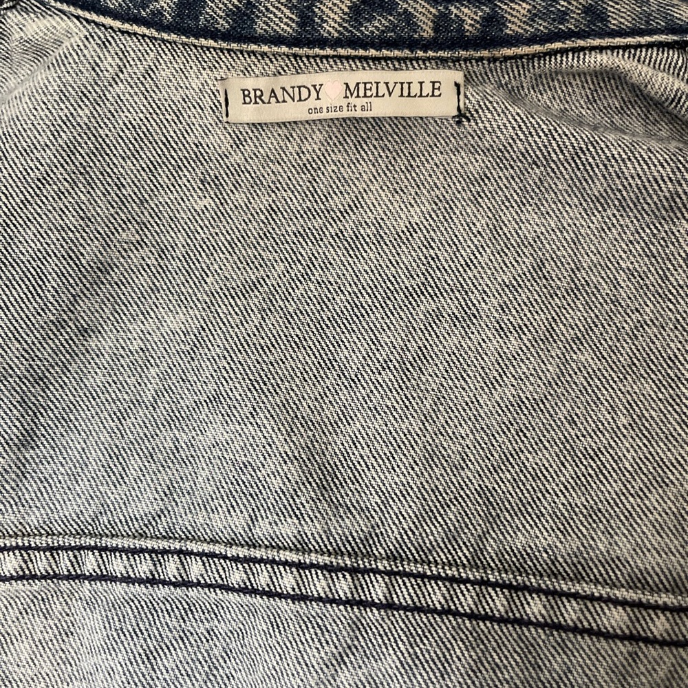 Brandy Melville Blue Denim Vest - Picture 6 of 7